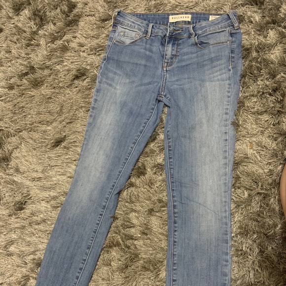 ✨Bullhead Mid Rise Skinny Jeans ✨ - Picture 9 of 13